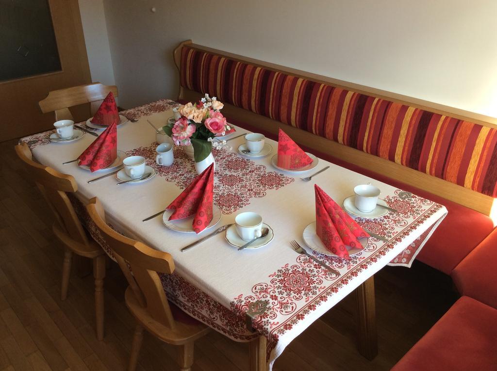 Haus Erika Apartment Wagrain Phòng bức ảnh